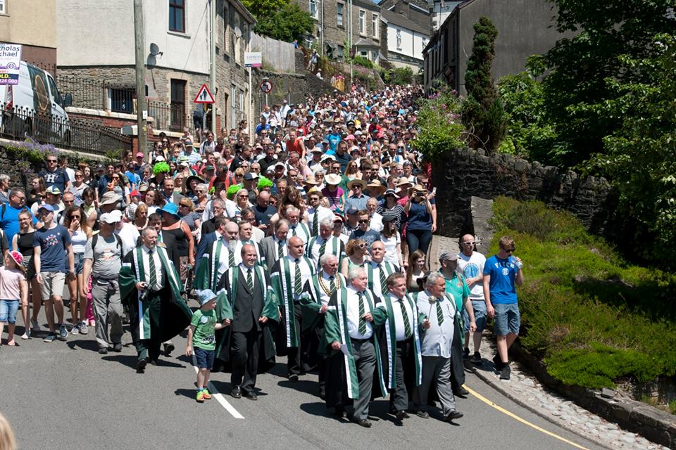 DeanPowellPR's tweet photo. Organising Beating the Bounds 2017 was an enormous task - but welcoming 15,000 people to #Llantrisant for the celebrations made it all worthwhile! @LlantrisantNews https://t.co/4AqRVyXMJG https://t.co/3eBru1ZFzP