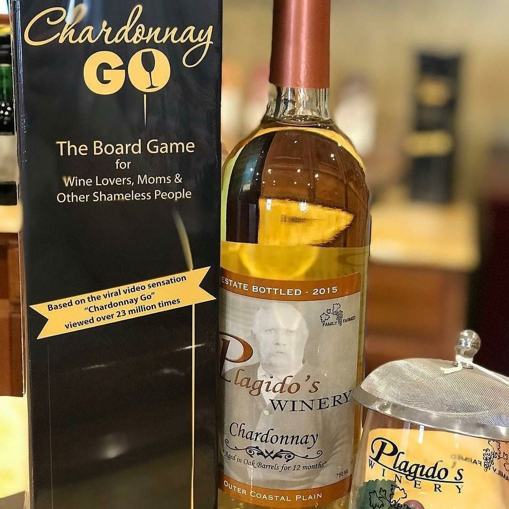 VintageAtlantic's tweet photo. @Regranned from @plagidos_winery -  Our perfect holiday pairing. Come out and sample our 2015 Chardonnay, and pick up our new Chardonnay Go board game. #chardonnaygo #vintage2015 #boardgames #drinkinggames  @newjerseywine @visit_south_jersey @vintageatla… https://t.co/wbjQqob4mK https://t.co/KA6vkP5iRw