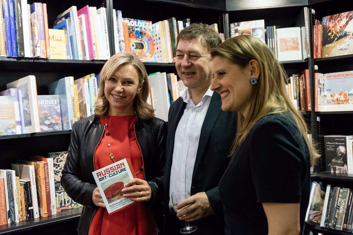 IzbaArts's tweet photo. Russian Art Week opening party @Hatchards of #RussianArtWeek launching of the books by the curators of @SainsburyCentre https://t.co/DDqjJchspL with @NatashaButterwi , #SimonHewitt , @theodoraclarke @theodoraclarke theodoraclarke https://t.co/Cl8LzGnSlI