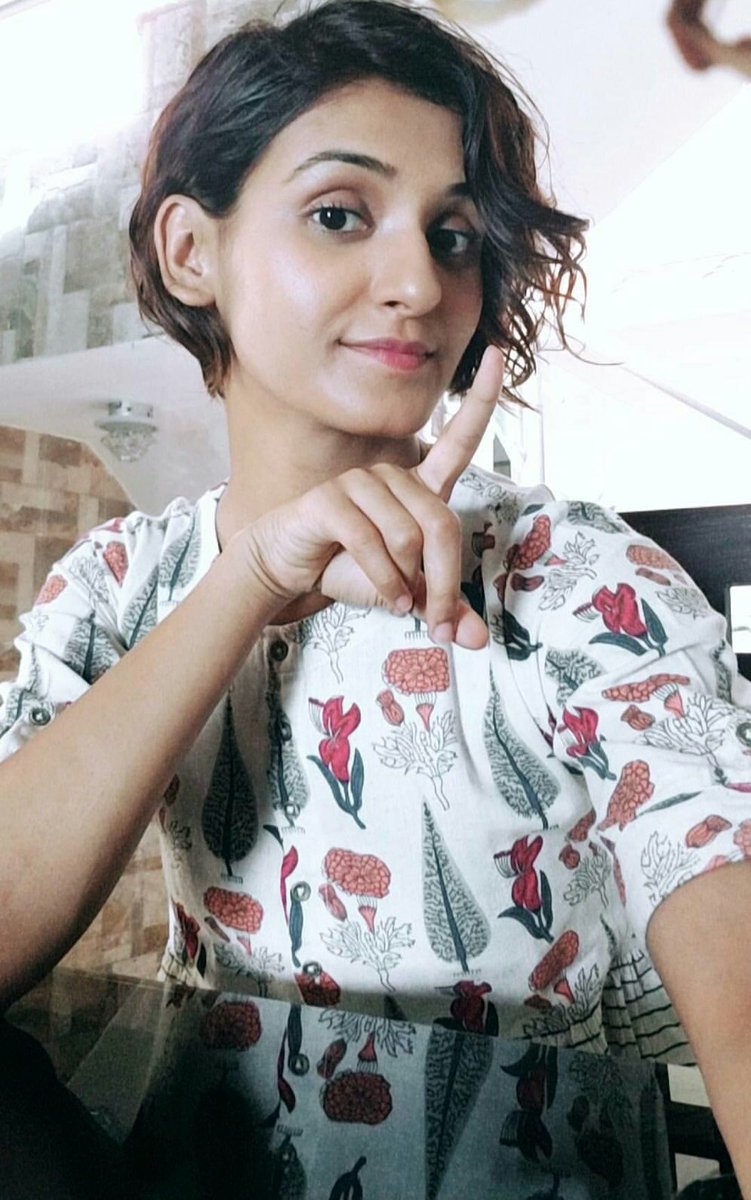 NimishaSinha8's tweet photo. Only๐a month left for Lucknow๐ #nstour2017 @MohanShakti Di I m very excited 2 meet u&dance wid u
Excitement #eklevelup
Can't wait till Decโค https://t.co/efJMOKxtxr