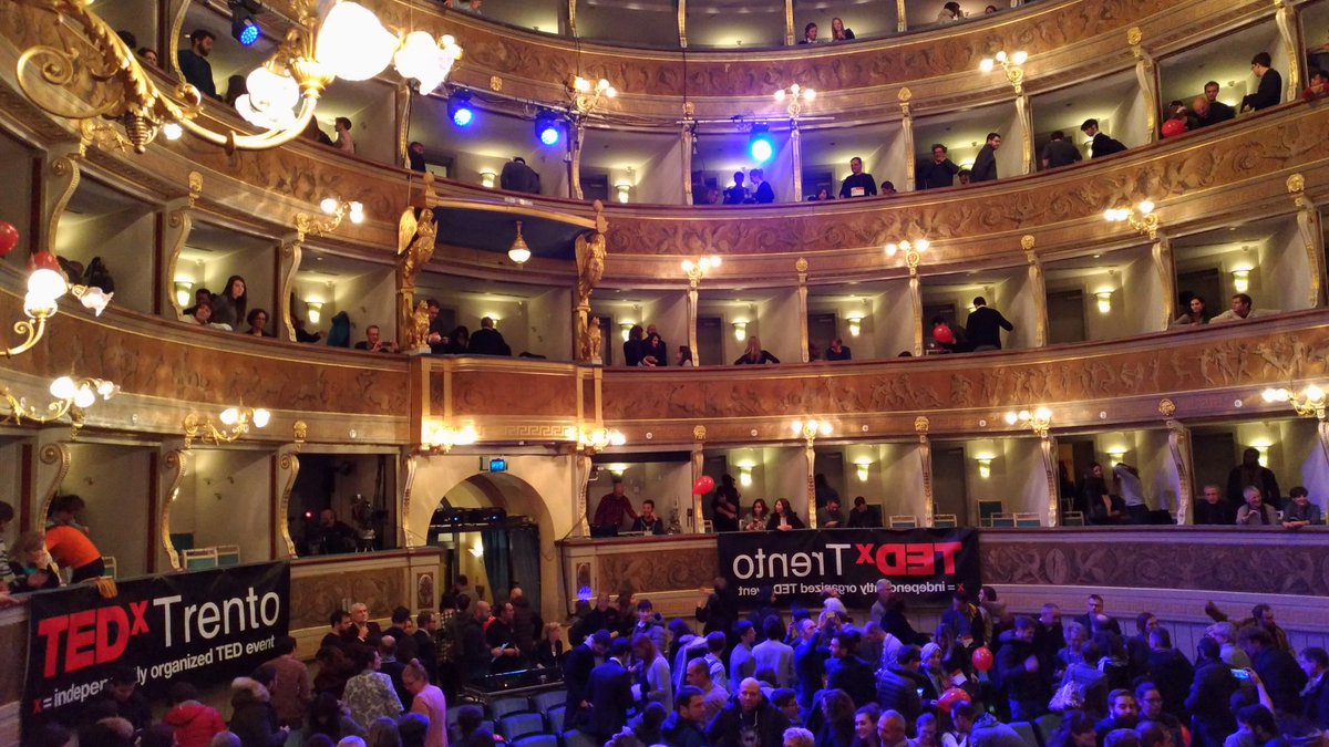 _aleradar's tweet photo. Si è chiusa ieri la 5° edizione del @TEDxTrento | Volevo ringraziare tutti i colleghi che con me hanno partecipato al #LiveTwitting di #tempodiFARE | I ragazzi di #TedxTrento e l'università #IUSVE per l'opportunità | #TedxTrento è riuscito ad essere nei #TopTrend di Twitter. 😉 https://t.co/fce58bdBLI