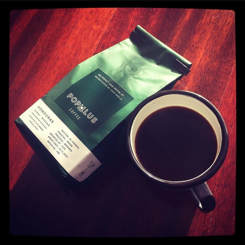 albertoz1st's tweet photo. Tasty and nicely packed @populus_coffee ☕️ #coffee #coffeetime #coffeemug #javamug #ilovecoffee #zaczynamodkawy #startingwithcoffee #coffeeway #instacoffee #kawa https://t.co/sNrbxO8yVN https://t.co/mdpjsenT1d