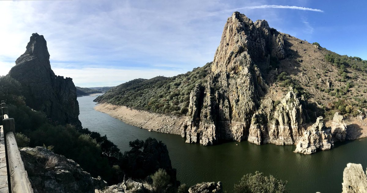 SitiosdeEspana's tweet photo. Hoy visitamos uno de los 15 parques nacionales de España. ¿Sabes cuál es? https://t.co/KBbFmoR5Bv