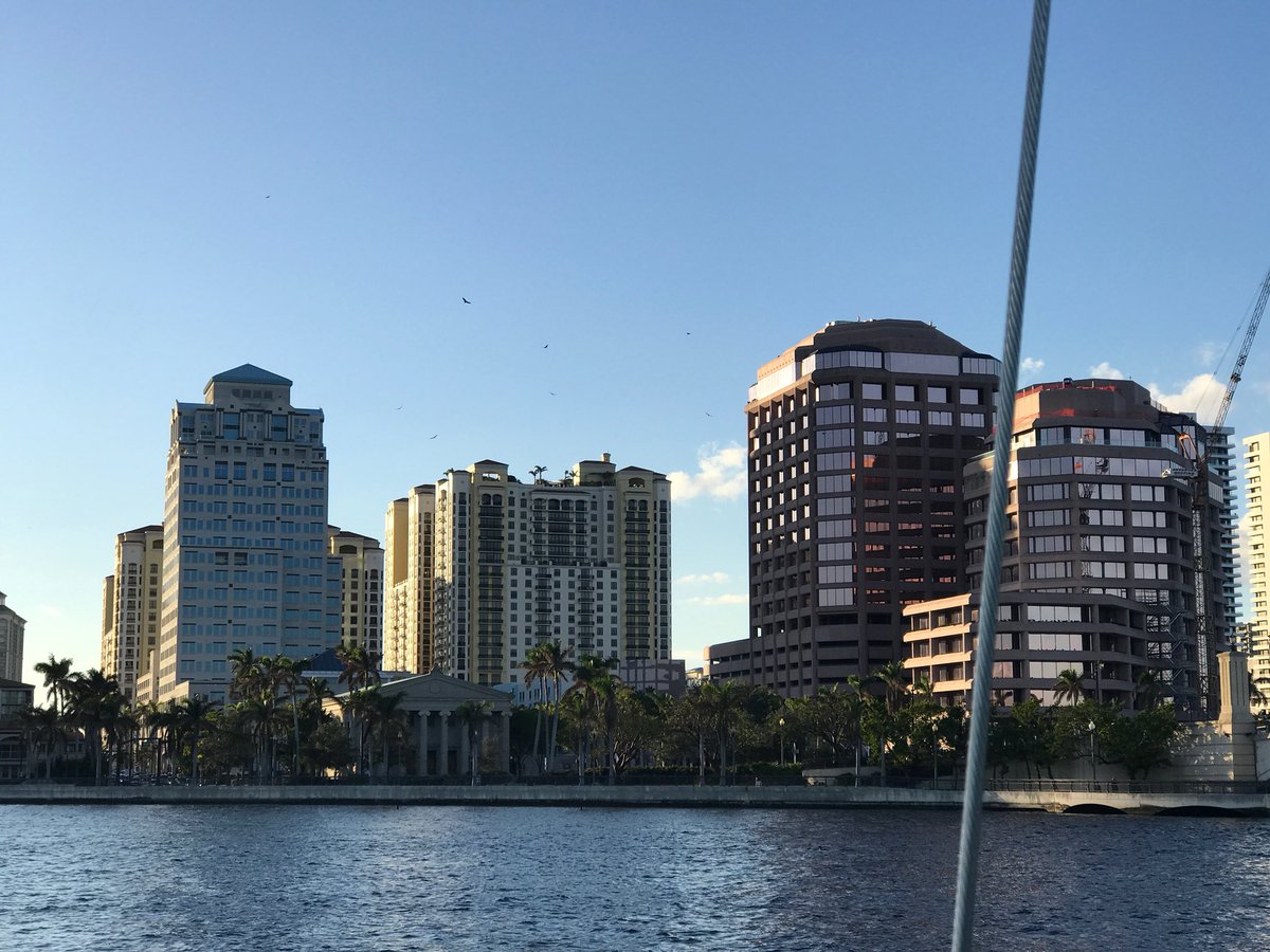 river_quest's tweet photo. 11/25 West Palm Beach #PPkeywestorbust @PalmBeachesFL @DenaliStores @snowman333 @BlossomBlogger @keywestchamber @FLMarinaClubs getting closer! https://t.co/jcZkCXj5z1