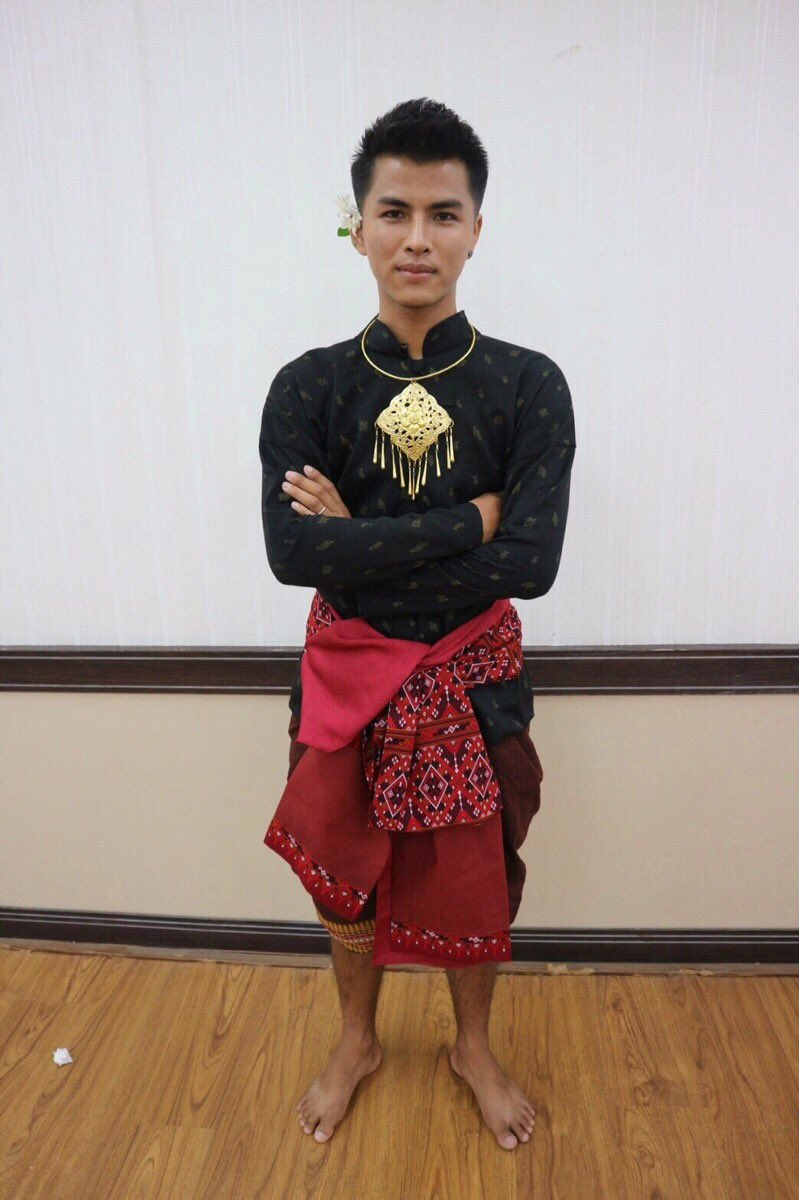 #บ่าวภูไท 😍