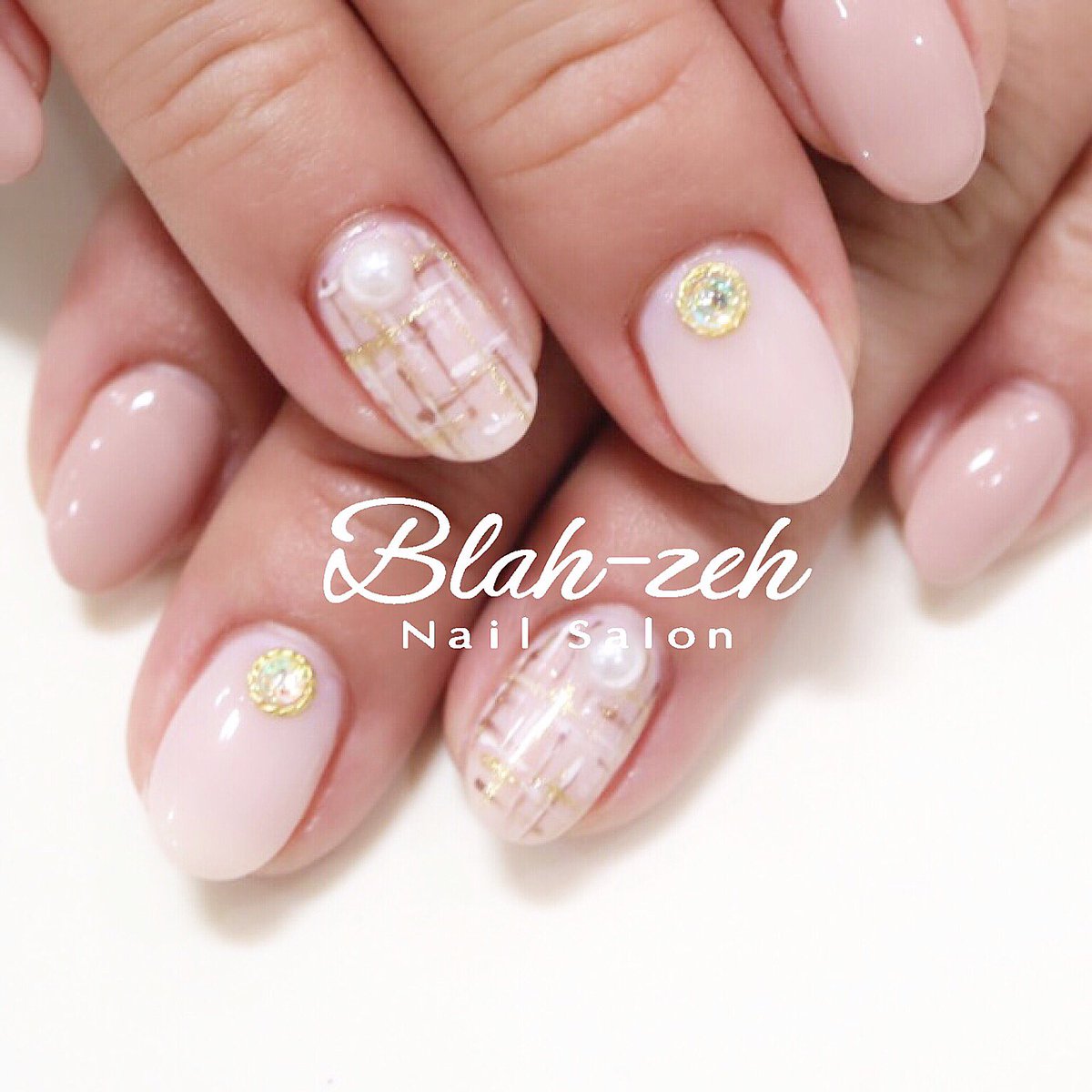 Blah Zeh Nail Salon School Na Twitteru ヌーディ系ツイードネイル 冬ネイル ツイードネイル ヌーディーカラーネイル ヌーディネイル ピンクベージュネイル パールネイル オフィスネイル シンプルネイル 錦糸町ネイルサロン 錦糸町フット ブラゼ