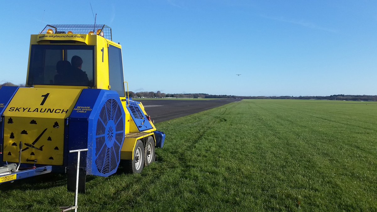 Jordan on Twitter: "Breezy day on the airfield means winch launches to  2000ft and beyond! Perfect winter day. #gliding #lasham… "