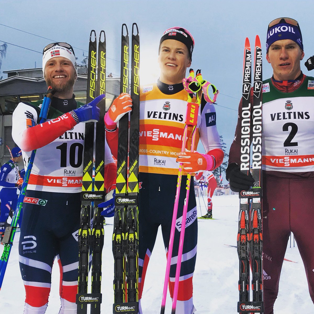 FISCrossCountry's tweet image. He can do it all. Klaebo 🇳🇴 wins Ruka Triple 2017  (Manificat 🇫🇷 is fastest of the day). Sundby 🇳🇴up to 2nd and Bolshunov 🇷🇺 3rd. #fiscrosscountry