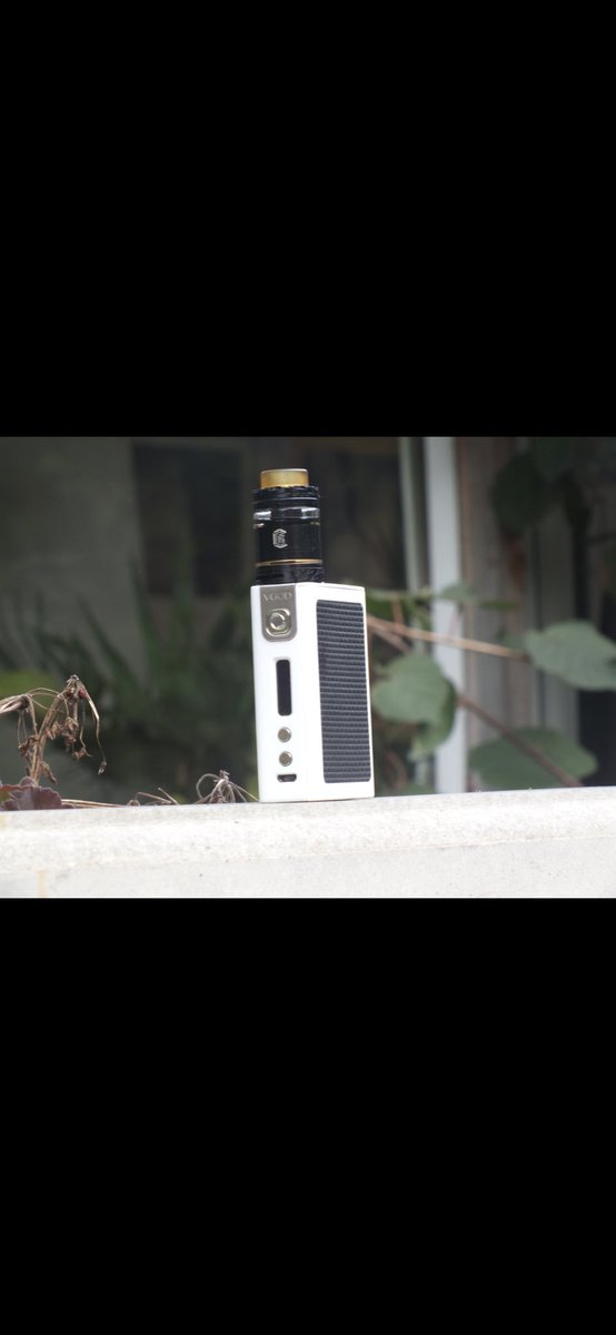 DampferCom's tweet photo. Vape 💨💨💨💨💨 #vapefam #followme #vapecommunity #vapenation https://t.co/zK59F5qBya