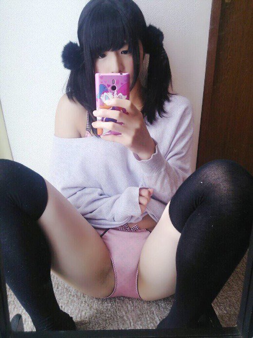 wL9hNeS2's tweet photo. こんな攻めっ攻めな自撮りっ娘多いとこ初めて見たwwww
⇒https://t.co/rPPfgHvNle
完全無料（課金もナシww）なのに機能充実しすぎて
即会いし放題ww自撮りっ娘見てるだけでも無料だから価値ありまくりw https://t.co/haEp0RRBRt