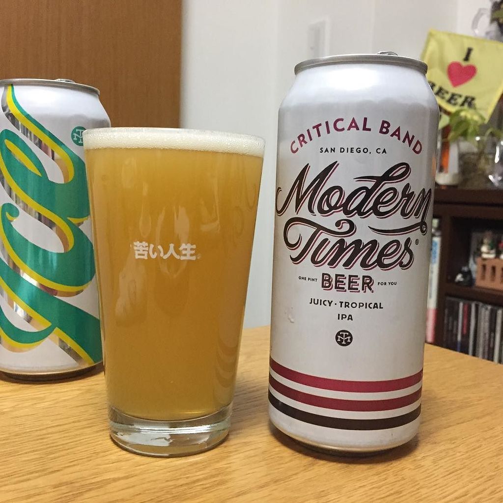 yoshiani's tweet photo. 2本目は、
CRITICAL BAND!
#moderntimes
#モダンタイムス
#criticalband
#クリティカルバンド
#craftbeer
#クラフトビール
#今宵の晩酌ビール https://t.co/kxQkPpApyv https://t.co/ISNo5ThF68