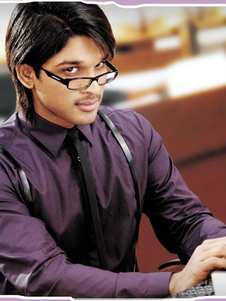 AlluArjunHCF's tweet photo. Mr Perfectionist of South India 😎

8 YEARS FOR AARYA2 https://t.co/SHMrEJNpm7