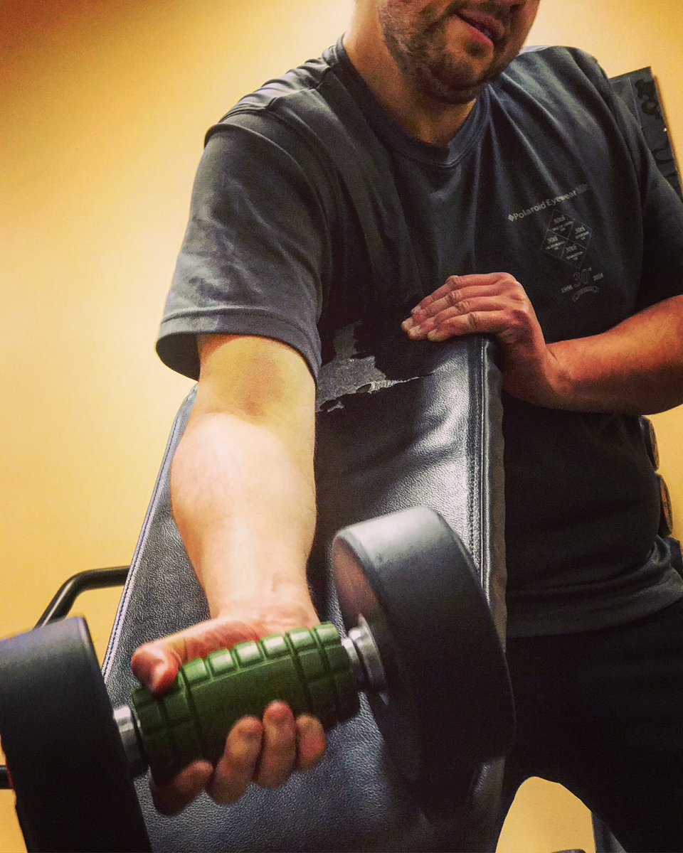 fitnessfrontier's tweet photo. Ending the week with a killer arms session 💪Grenadier Grips are available from https://t.co/qNsJmi3Nrk for 20% off use discount code: Frontier20 #discountcode #grenadiergrips #gunsmithfitness #fitness #workoutmotivation #gym #armday https://t.co/879PrvAf3i