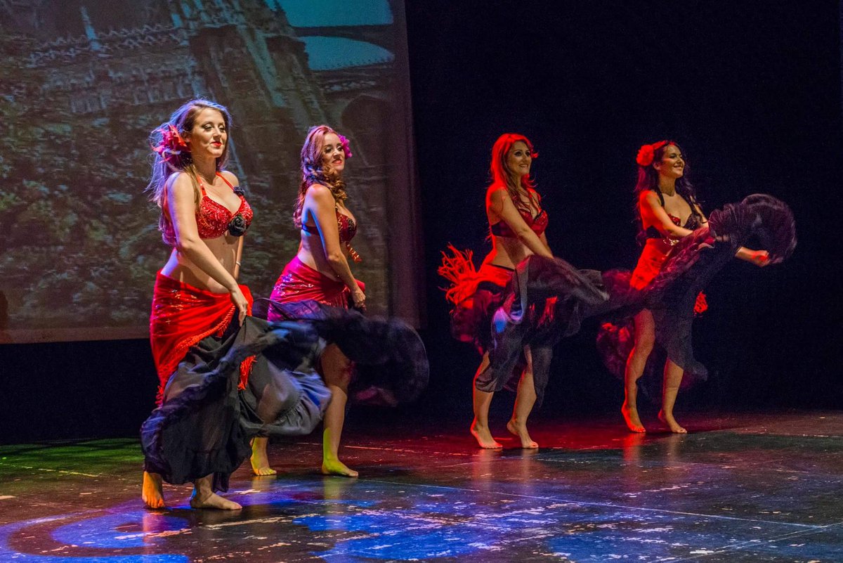 bellylusion's tweet photo. España...esa mezcla de pasión y dulzura 😍💖🌍💃
#bellylusion #travesia #auditorioinfantaleonor #danzaarabe #danzadelvientre #danzaoriental #espectaculostenerife #eventostenerife #viajaconnosotrasporelmundo https://t.co/Uhkx7FS3Kx