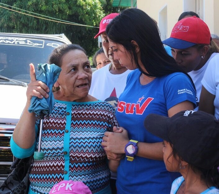 Hoy nos vinimos a las comunidades de Villa del Sur, Mauro Salazar, Candelaria II y 6 de Enero Gracias por tan bonito recibimiento, estoy atenta a las problemáticas y sugerencias que me fueron presentadas por ustedes mismos. #397AñosTurmero , Que Viva Mariño!