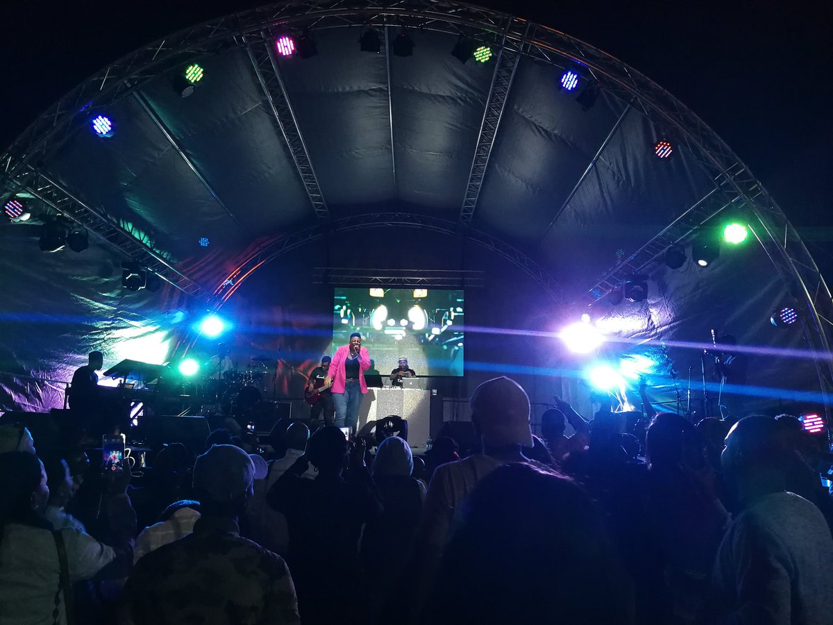 MajestyMagSA's tweet photo. A spectacular showcase by @AmandaBlackSA Wow๐ฅ#GOGSUNDAYS https://t.co/e3u3K1JZ1s