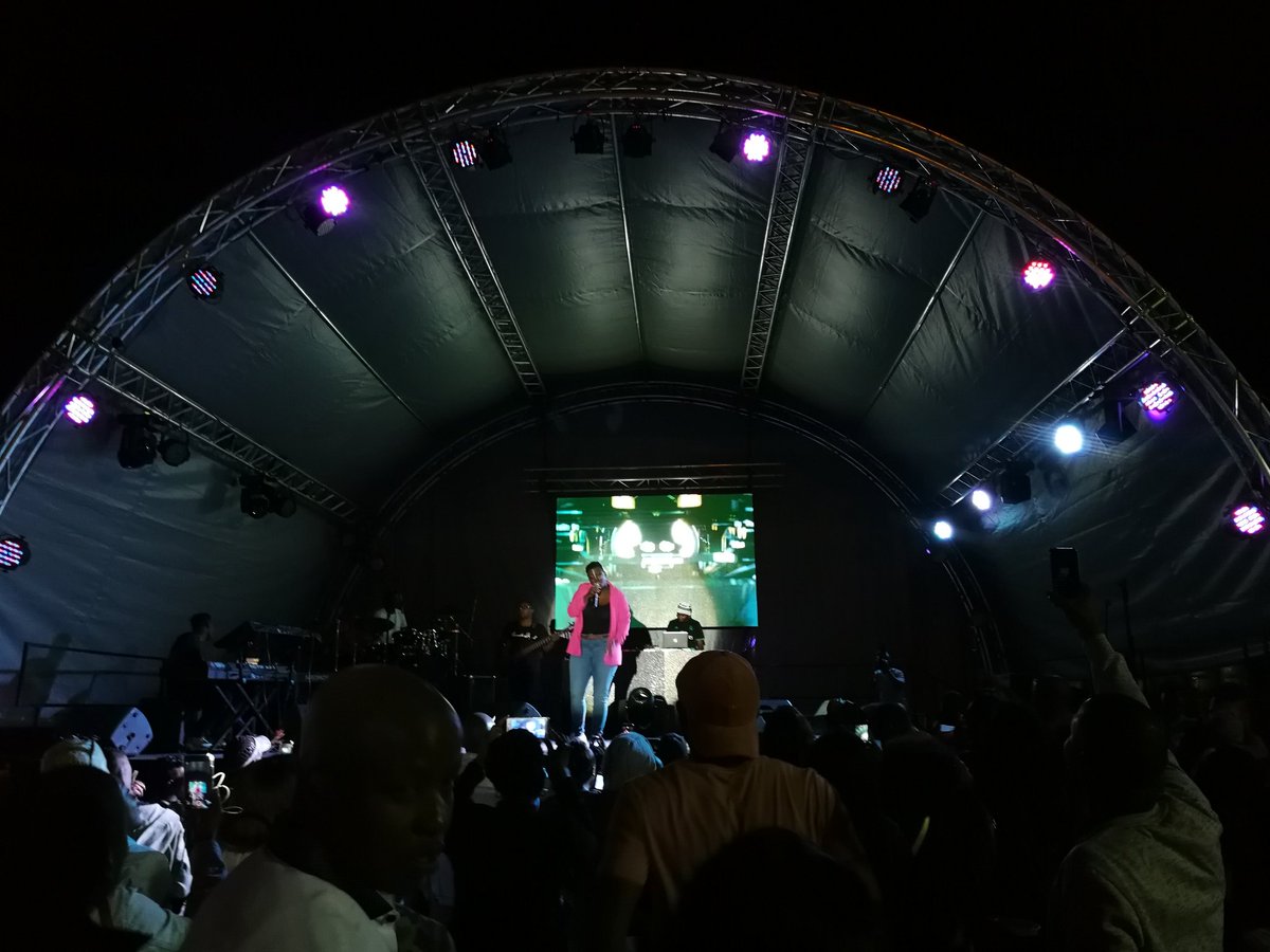 MajestyMagSA's tweet photo. A spectacular showcase by @AmandaBlackSA Wow๐ฅ#GOGSUNDAYS https://t.co/e3u3K1JZ1s