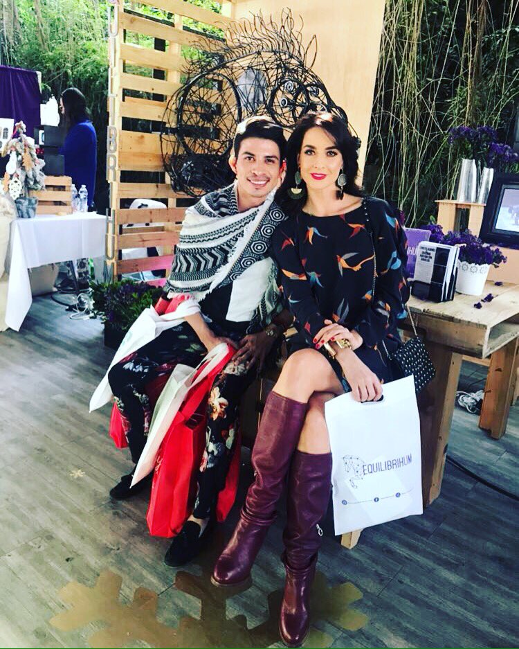 JimmyBortollott's tweet photo. Qué gusto por coincidir !!!! Te quiero amiga Susana González https://t.co/xbT3sAYCgG