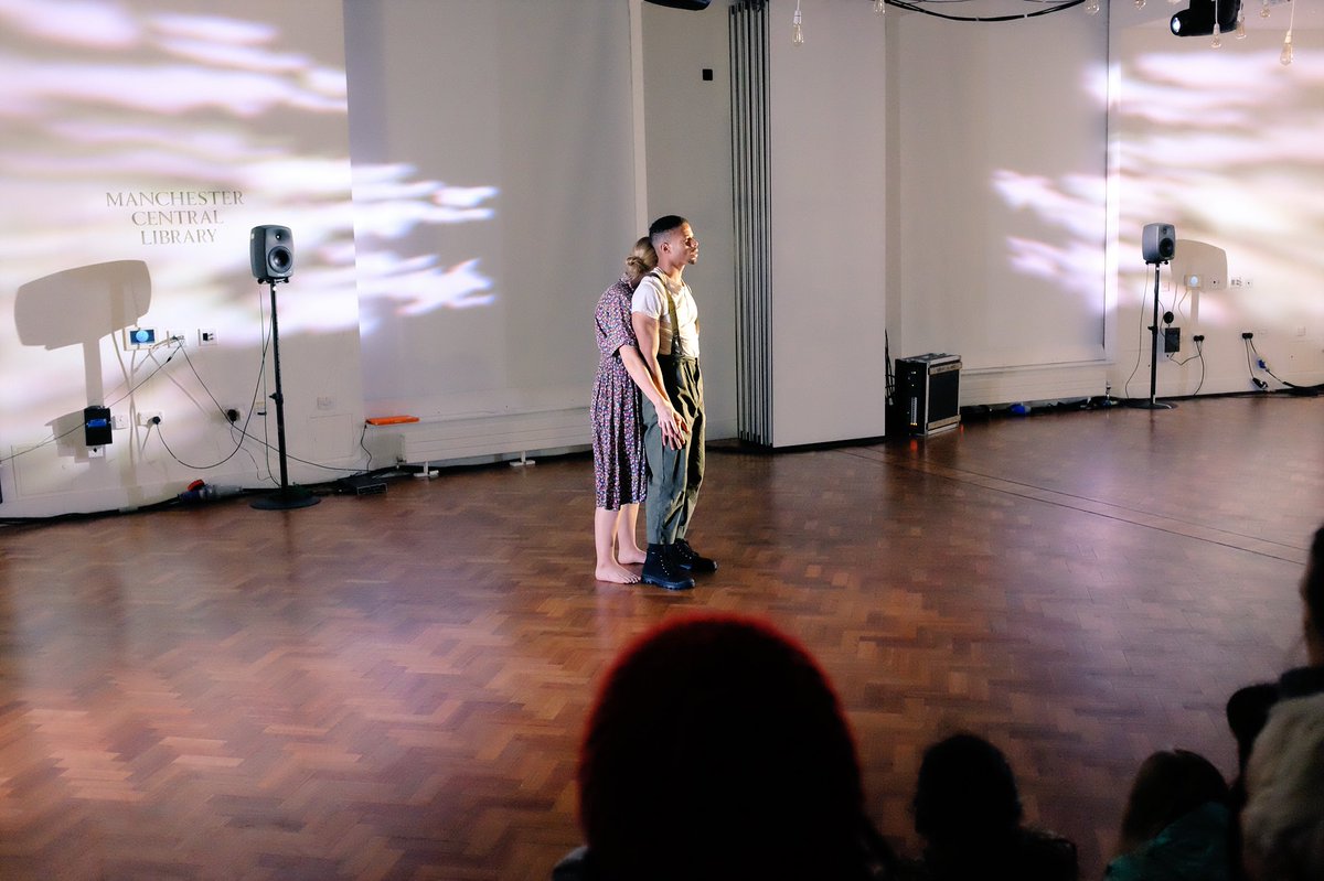 EdgeFWD3rdEdge's tweet photo. #ILLUMINATE’s ‘Voyage &amp; Return’ section, featuring 3 #EdgeFWD graduates: Theo Baruwa, Louis Ellis and Rocky-Serg Widdowson. @chameleon_info @EHUPerfArts https://t.co/jHHTg1bFC5