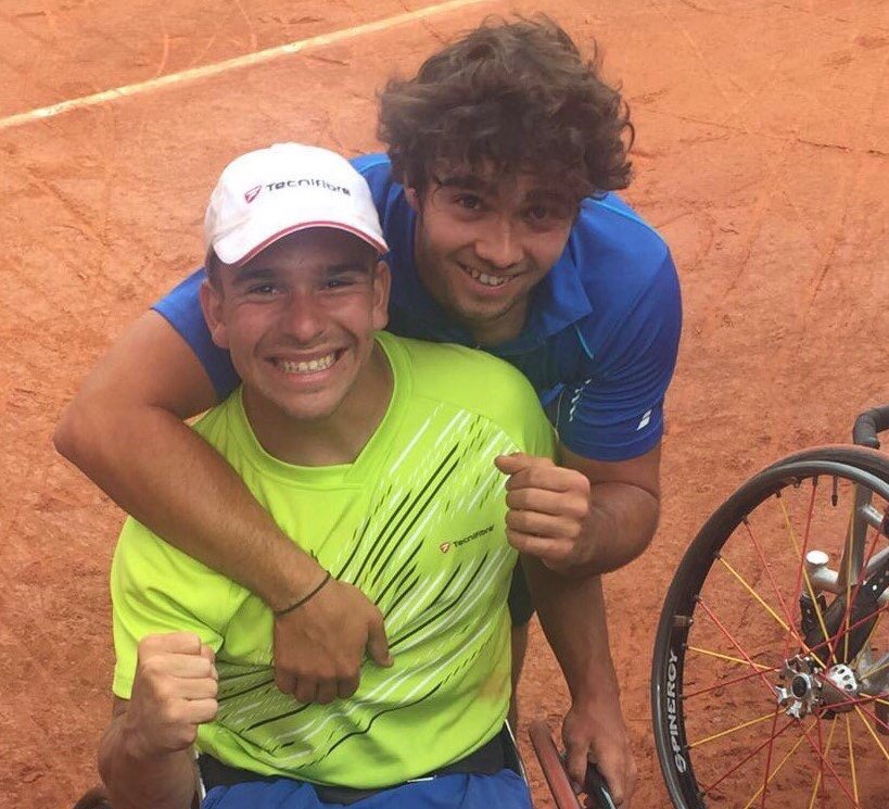MigueldiazFtm's tweet photo. Vaya pareja..Muy orgulloso de tener en la RFET a 2 de los mejores jugadores del mundo Tenis Silla. @DaniCaver y @tindelapuente van a darnos muchas alegrías en el futuro. Acaban de jugar por  1ª vez en la historia del Tenis Español el MASTER de dobles. Enhorabuena Súper Campeones https://t.co/e2J2jFKxwv