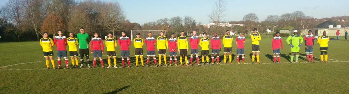 WheelwrightsFc's tweet photo. #RainbowLaces  @FA  @StonewallUK @SurreyFA @CMSFL_ @JohnOSCFA @TamsynSCFA Wheelwrights &amp; @WickhamWandrs showing their support https://t.co/ZKGmOBMzwf