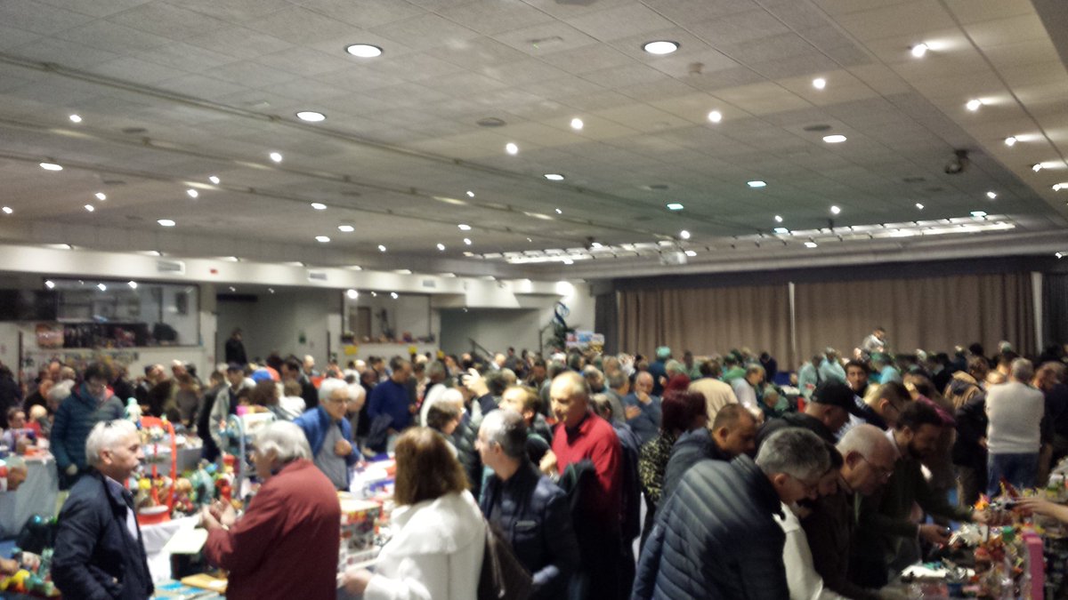 edexlibris's tweet image. Edizioni Ex Libris oggi presente alla Borsa scambio di modellismo.
#edizioniexlibris #referencepost #libri #modellismo