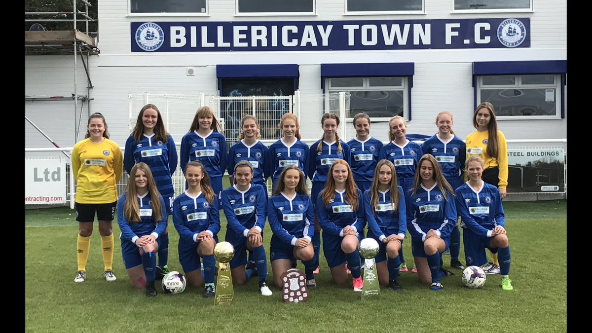 davebarrett29's tweet photo. Very proud of @BTGirlsu15 today with an impressive 4-0 win playing up a year in the U16 @EssexCountyFA county cup 1/4 final v @CKBASILDONU16 Thanks for the post match hospitality. @BTFC @glenntamplin @goliathgrove 🔵⚪️⚽️💙 https://t.co/1WFvXuHKe8