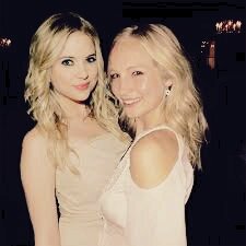 SweetBlonde_OC's tweet photo. @insxnemarch Que guapas. https://t.co/J6osJG3kaq