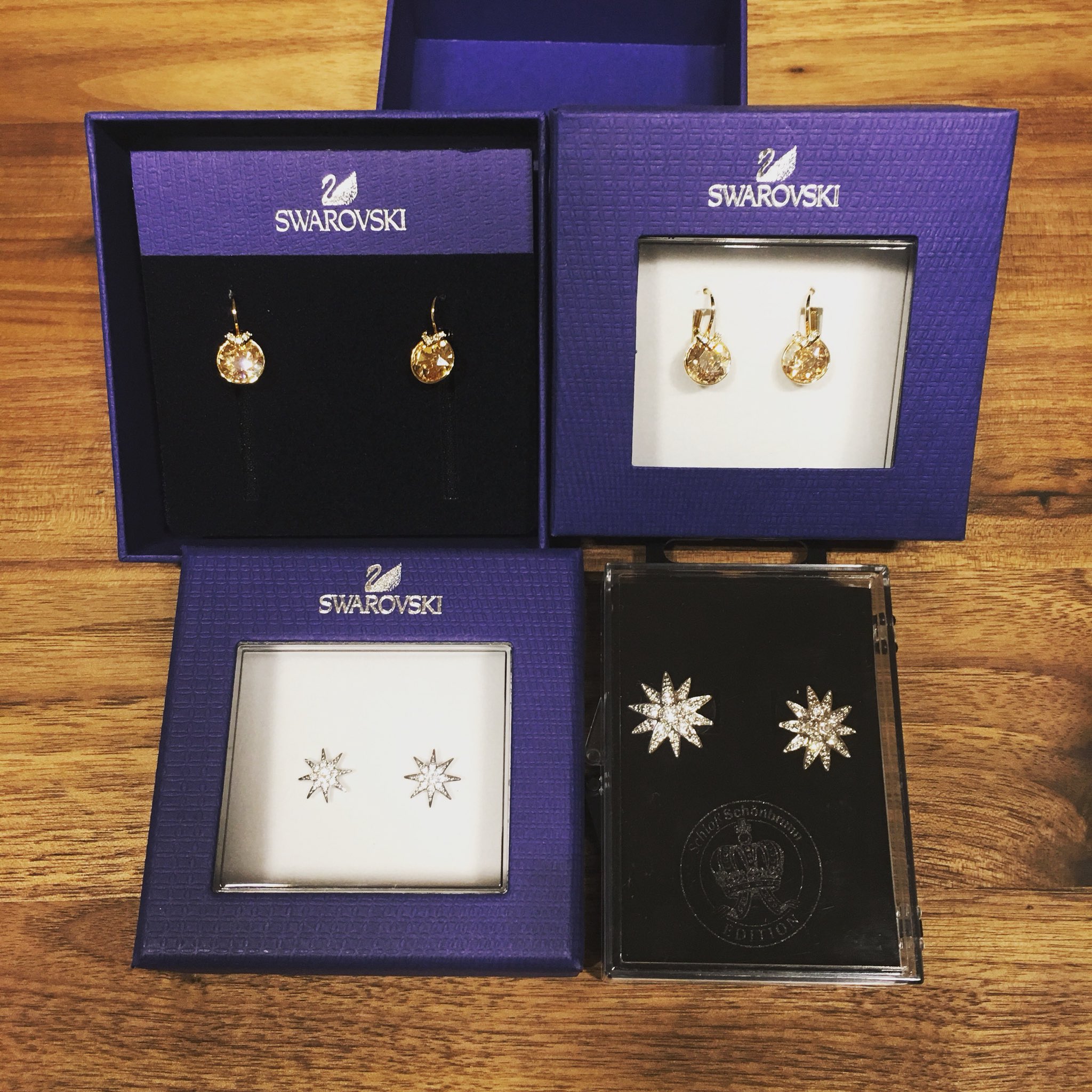 シシィスター　ピアス　スワロフスキー　クリスタル シシィ スター | 輝く宇宙の中で、あなたを輝かせるジュエリー