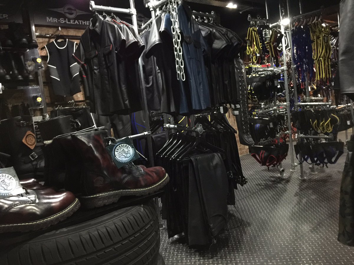 ClonezoneDark's tweet photo. Man the weather is good today! Why not go out for a walk and stop by our shop? Pick up your tickets for the @ReconNews party 29 December. Maybe get your outfit together with our big range of @MrSLeather, Titus and Fetish Gear! https://t.co/CkL7PHXJF4