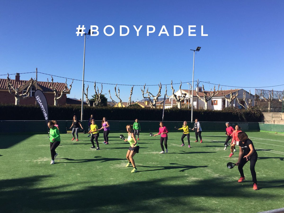 Bodypadel's tweet photo. Nueva  M A S T E R C L A S S   BODYPADEL® !! Genial la sesión en C.T.Manlleu!! Grácias a tod@s!! Nos vemos pronto!@Bodypadel @PujalsSara https://t.co/2Ny0UqeavZ