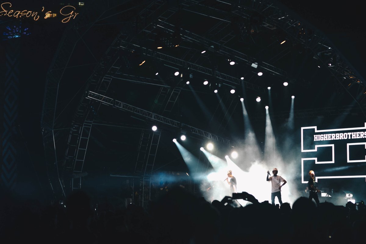 degolas's tweet photo. Higher Brothers: Made in China. @HigherBrothers #clockenflap2017 https://t.co/mesmfraaIp