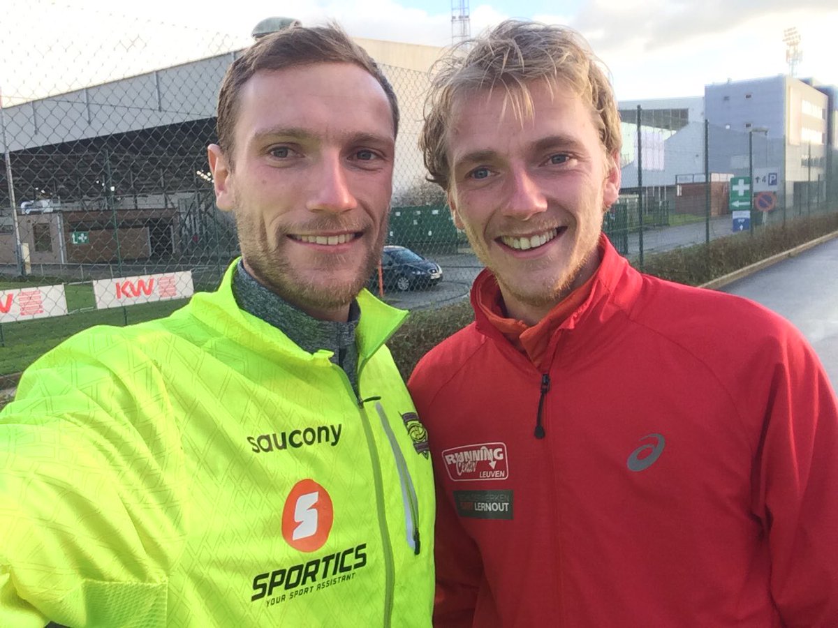 casteele_m's tweet photo. 11 en 12 crosscup Roeselare. 1 Content, nandern niet. #sauconybenelux #BrothersonArun https://t.co/cJKGo7Xp8D