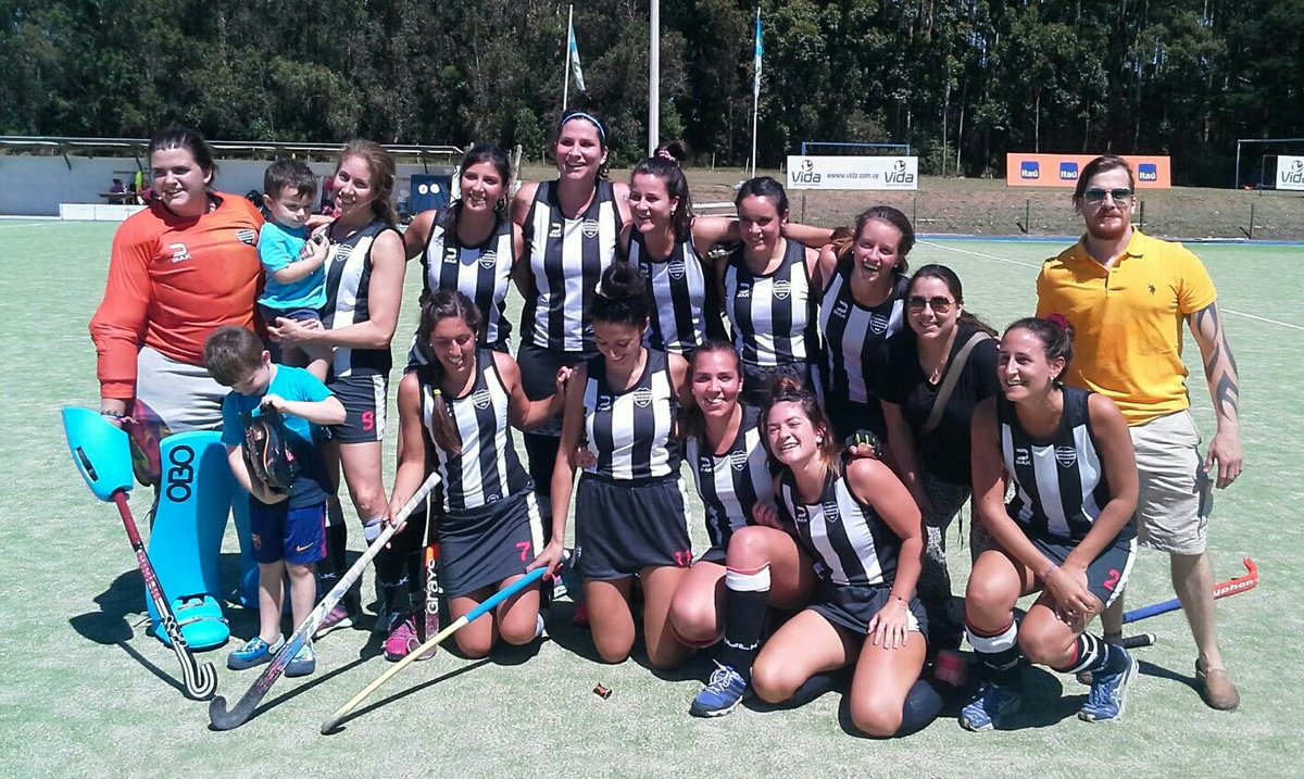 #Hockey | ¡Felicitaciones a <a href="/YaguaNews/">YaguaNews</a> por el ascenso a la Divisional "A"!