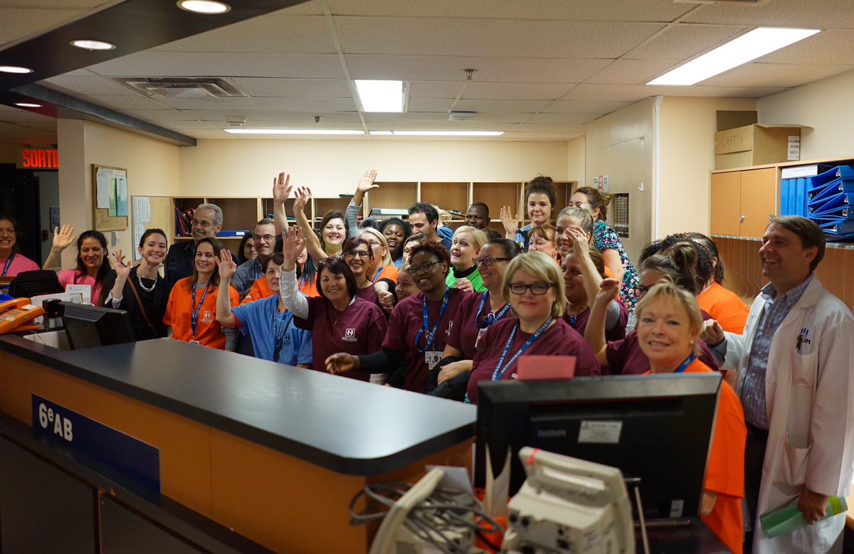 chumontreal's tweet photo. Mission accomplie pour l’équipe de l’unité de soins en oncologie #Transfertpatients terminé. Rappelons que l’Hôpital Notre-Dame sera cédée @ciusss_csmtl à 00h01 cette nuit. https://t.co/0y2e9yeuuN