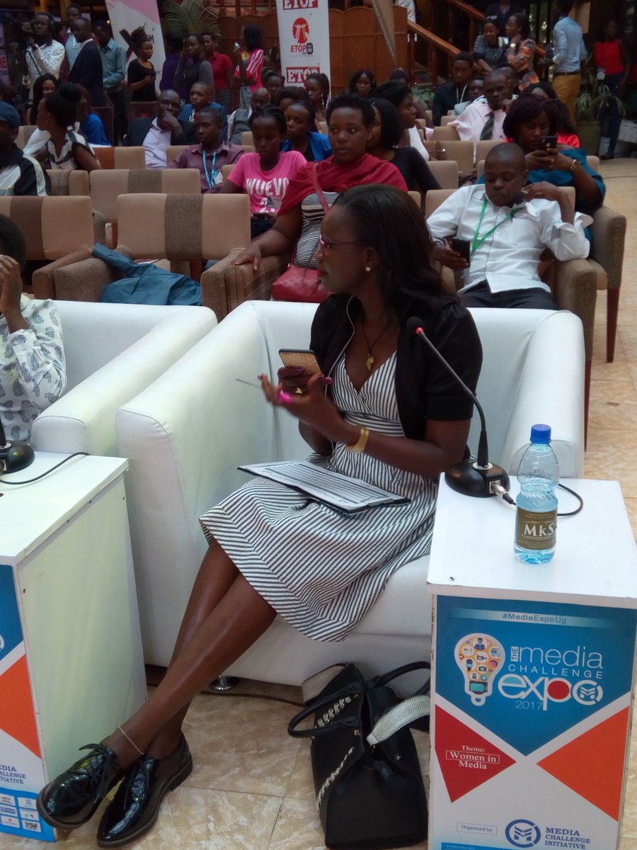 MakImca2017's tweet photo. @capitalfmuganda 's news anchor @OsmanPatricia is our English session judge today at the media expo challenge.
@annikam93 @kmasaba  @sharonshaatramn @IMChallengeug 
@nbstv @dw_akademie @KasUganda  @Fruitsandwine @97fmRadiocity  #MediaExpoUG 
#MCIMobileNewsroom 
#SheCANMCI https://t.co/r7w8Jmn5jz