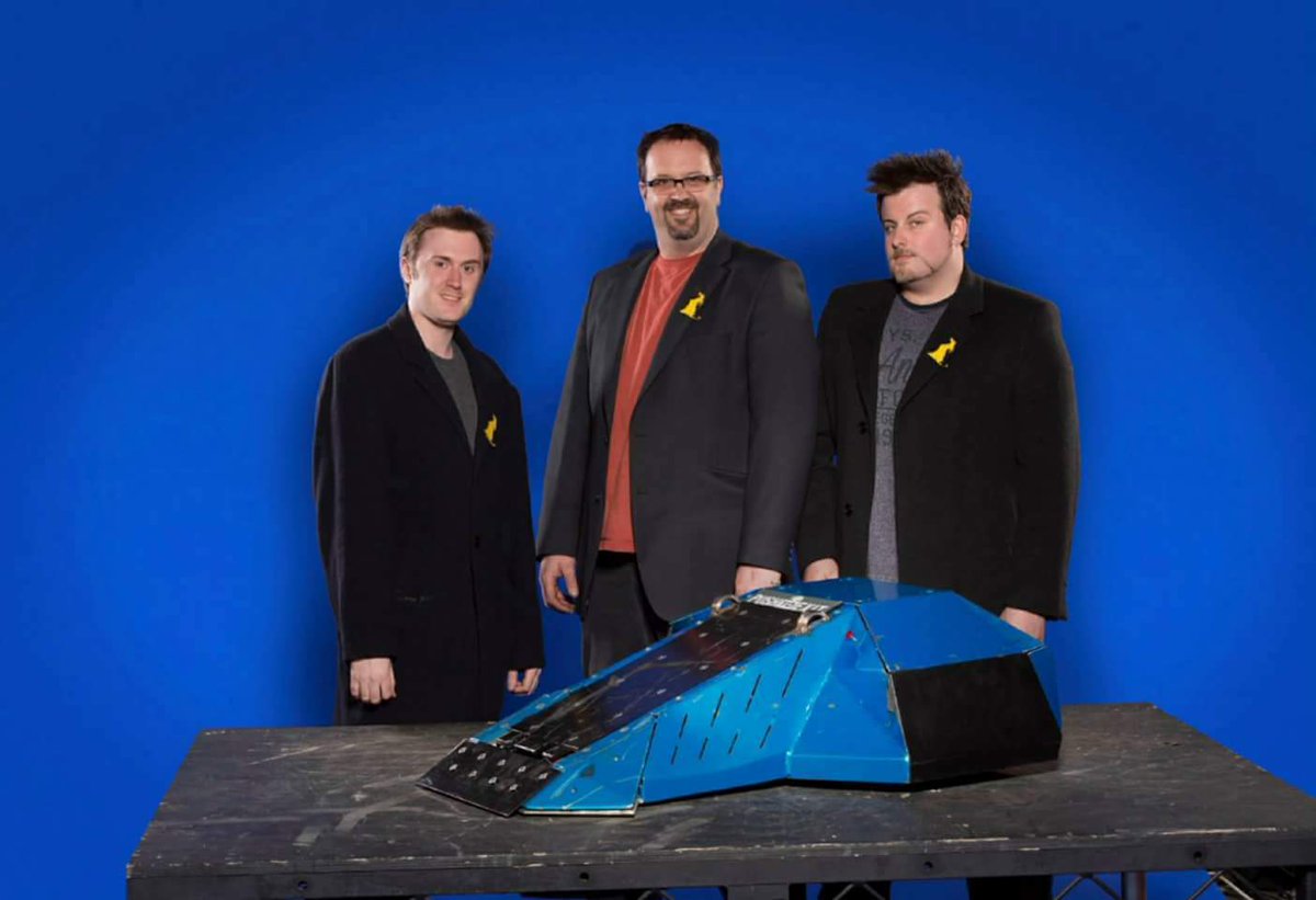 Votesaxon07's tweet photo. #RobotWars tonight BBC 2 8pm watch us on the TV! This was unbelieveable, no matter what they show nothing comes close to being there in that big warehouse having a laugh with these two great lads. The other teams and crew were so friendly. I'd jump at the chance to do it again. https://t.co/kOXPBJKIj7
