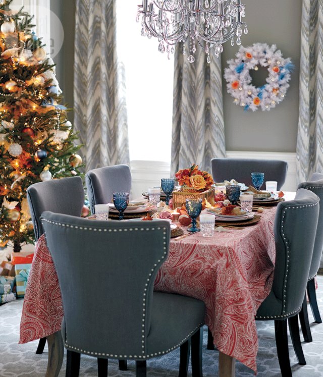 GlitzhomeCorp's tweet photo. Not your typical #Christmassetting, this orange and grey home with #coastal vibes is certainly one of a kind- @StyleAtHome #Christmas #homedecor https://t.co/9updMIjQ7d
