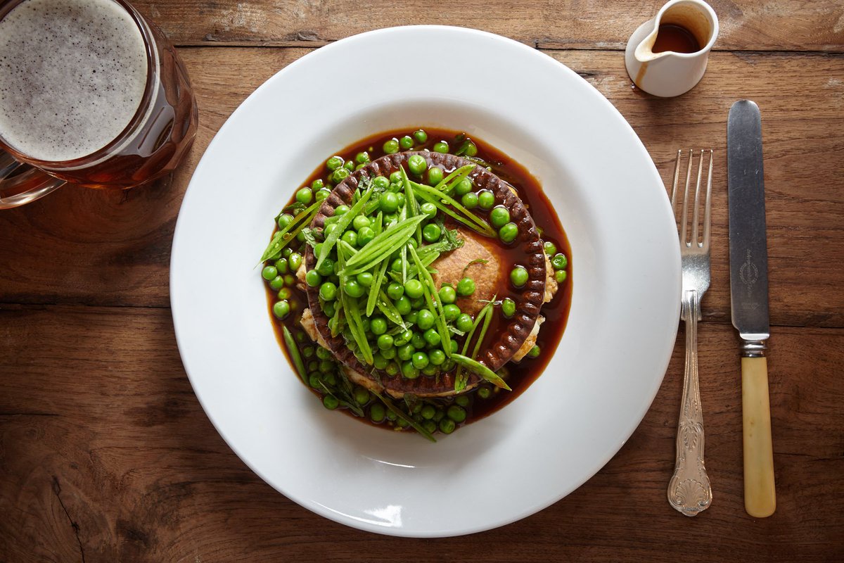 thebullandswan's tweet photo. #SundayStopOver be a Sunday disruptor you can do this! Book Monday off ~ sleep & eat with us £45 when you spend £75 on food & drink #Win #Win https://t.co/DZwNPsJ8m8 https://t.co/SdhCkfmc0B