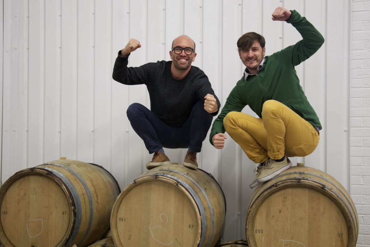 SavageVinesUK's tweet photo. Wine drinkers are stronger 💪🏻  Just go down to @blackbookwinery and ask Sergio. 💪🏻
#wineislife https://t.co/Bs6GtcdCEm