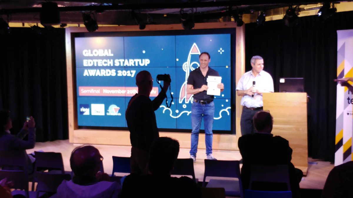 algobrix's tweet image. Winners of the regional finals for the global ed tech awards #GESA, 
We want to thank @MindCET for the great organization and for the opportunity. 
See you in London, GESA 2018!
#EdTech
#Coding 
#Robotics
#TheFuture