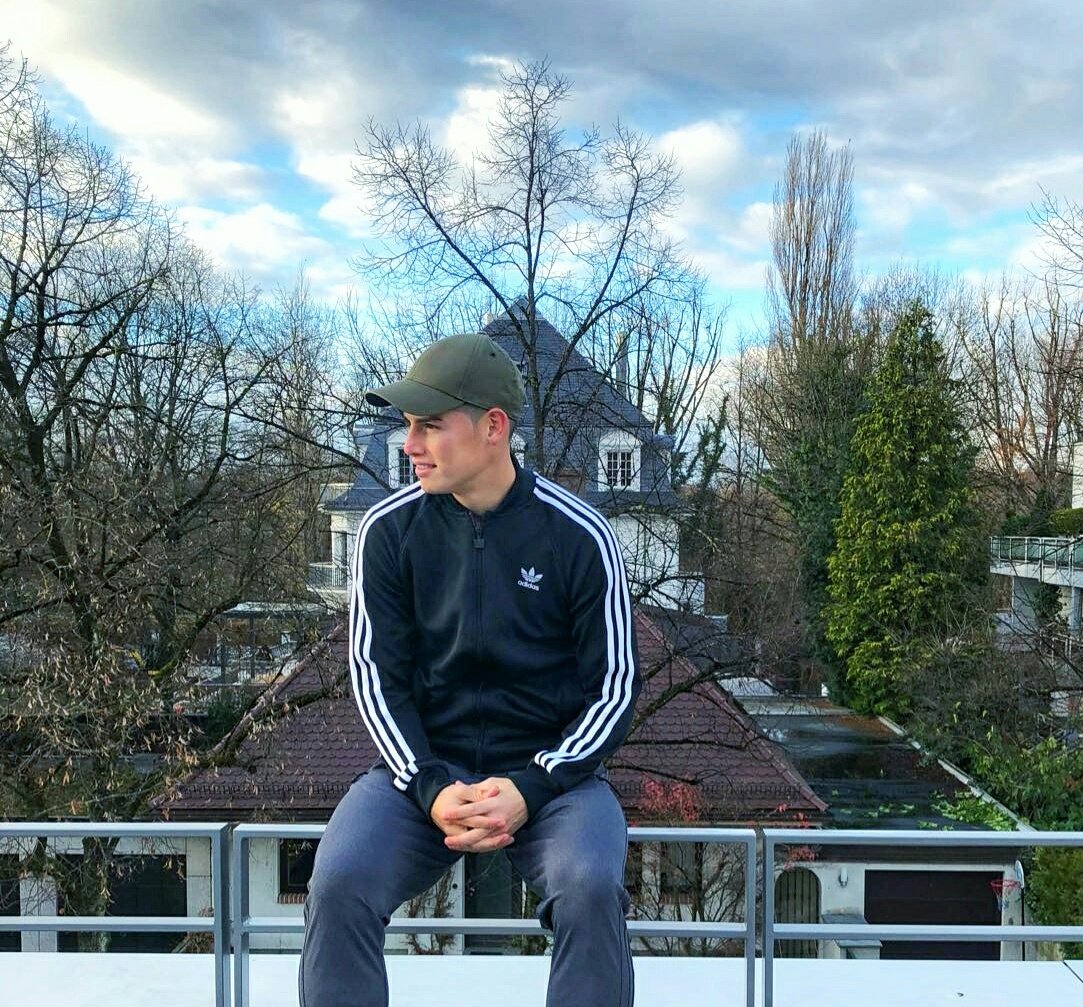 DPkYGc8XUAYqDfi.jpg:large