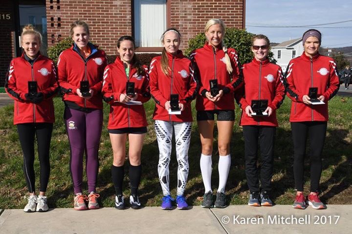SeeCPRun's tweet photo. #RunForTheDiamonds #FlyStyle #BucksCountyRunningCompany #OiselleVolee https://t.co/sljcsaBMk2