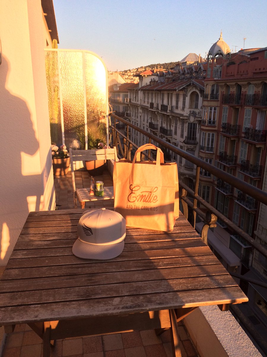 _GlobalHawk's tweet image. Enjoying @emiliescookies on a lazy Sunday in #NiceFrance.  #finance #creditandcollections