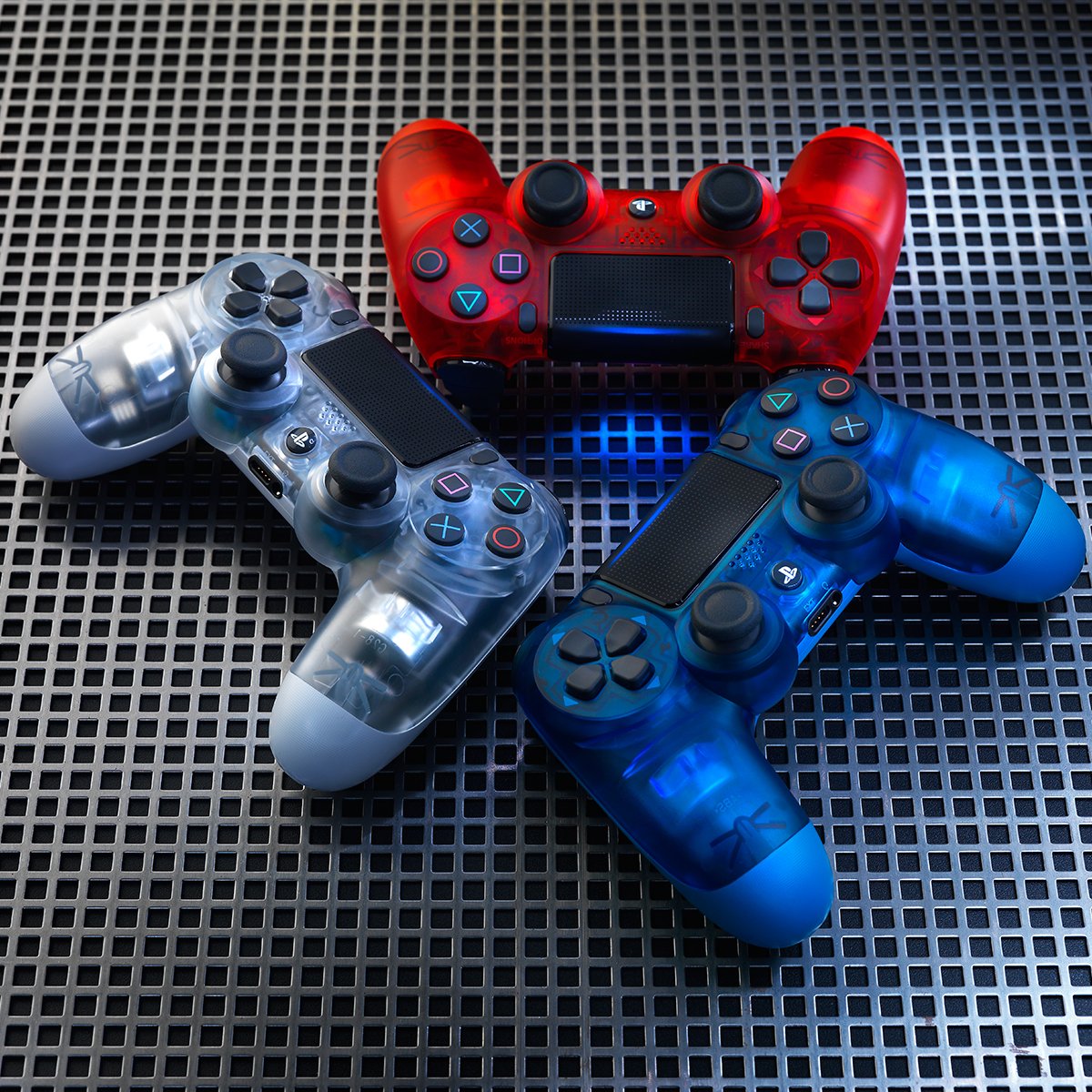 ByAlpHA57_PS4's tweet photo. La exclusividad es solo cuestión de gustos... 😎#BeTransparentMyFriend #DualShock4 #DS4 #CrystalEdition https://t.co/dMprxUIBRM #Ps4