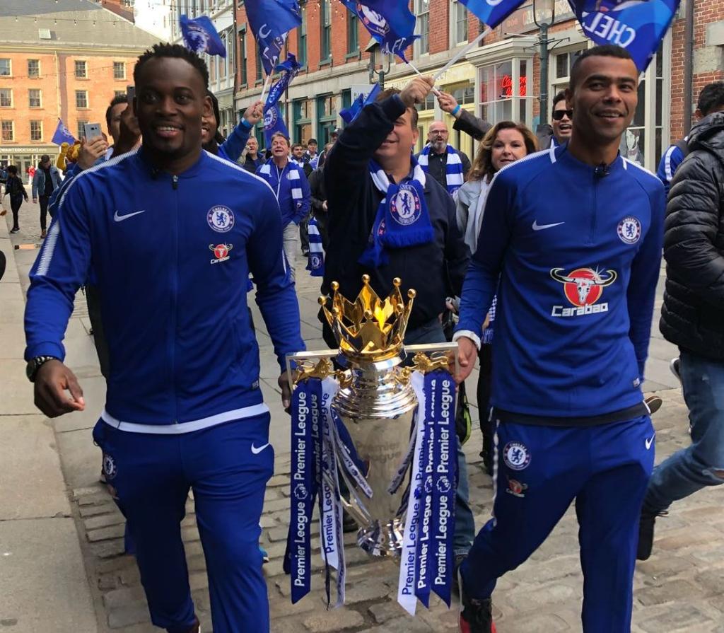 ChelseaFC's tweet photo. Take a look at what two Chelsea legends have been up to in New York...

https://t.co/VdtoTOFZqF https://t.co/e88AFEqgUr