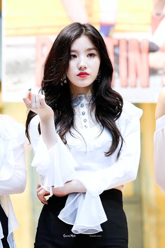jichuo_'s tweet photo. @MakComblang_RPW Aku udah perhatiin loh dr awal wkwk https://t.co/yqiKr83RmV
