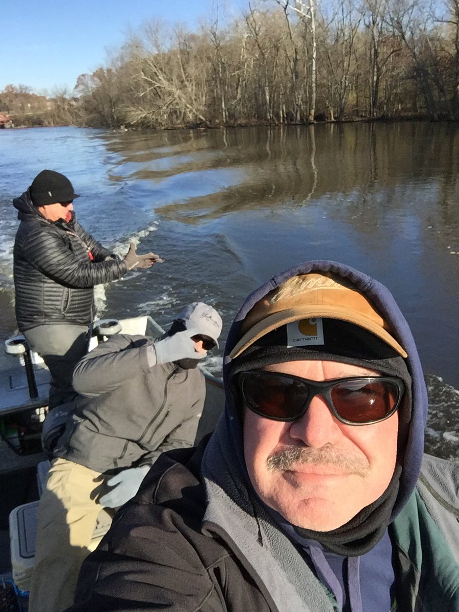 BrianWillard1's tweet photo. #steelhead #chromers fishing with @AmishTrout today its a beautiful morning https://t.co/HMZzwujqoa