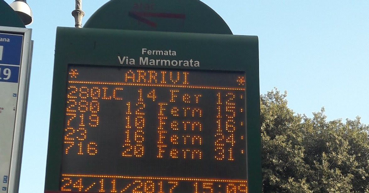 iltrenoromalido's tweet photo. Che strano un #BlackFriday senza #sciopero dell'#Atac... #StrikeFriday #24Nov 
[ @lucamattei1 ] https://t.co/KqpeYWk2ha https://t.co/Y7UNWoR9qU