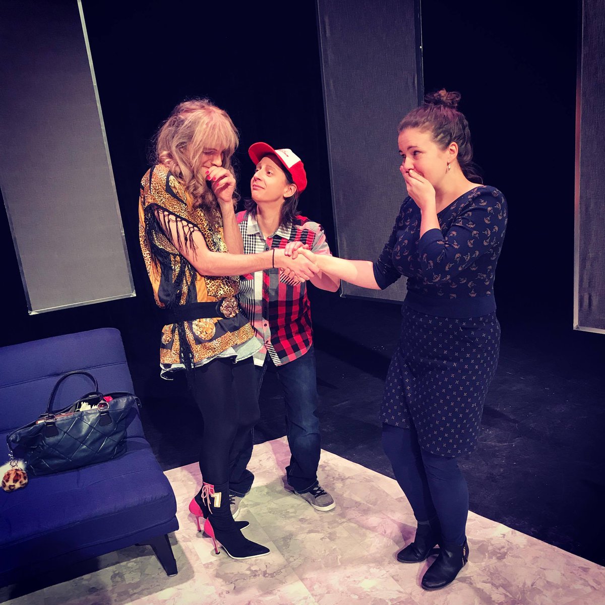 FknCarl's tweet photo. La nouvelle Madame du Comité d’adoption du @le_TNO de Sudbury était ben émotionnée 👪 La demande d'adoption est acceptée à 95%
MERCI à tous les jurés-spectateurs!
#FuckingCarl - en tournée https://t.co/pjj4CFw1Ln